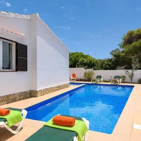 Claudia Menorca Cala En Porter (Menorca)