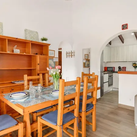 Claudia Menorca Cala En Porter (Menorca)