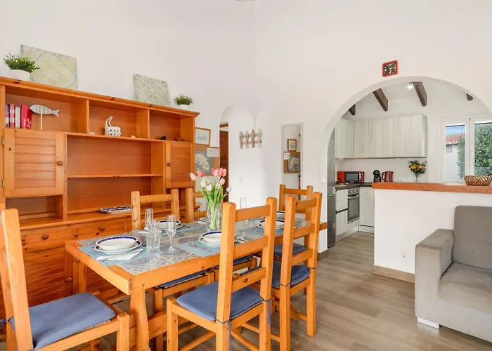 Claudia Menorca Cala En Porter (Menorca)