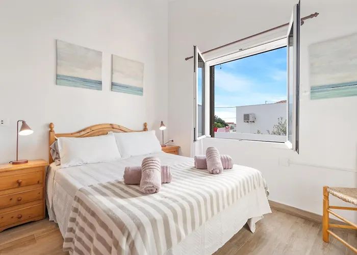 Claudia Menorca * Cala En Porter (Menorca)